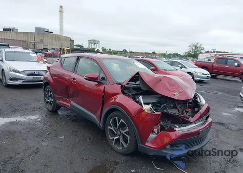 2018 Toyota C-Hr Xle Premium z USA, uszkodzony, nr VIN JTNKHMBX1J1002558